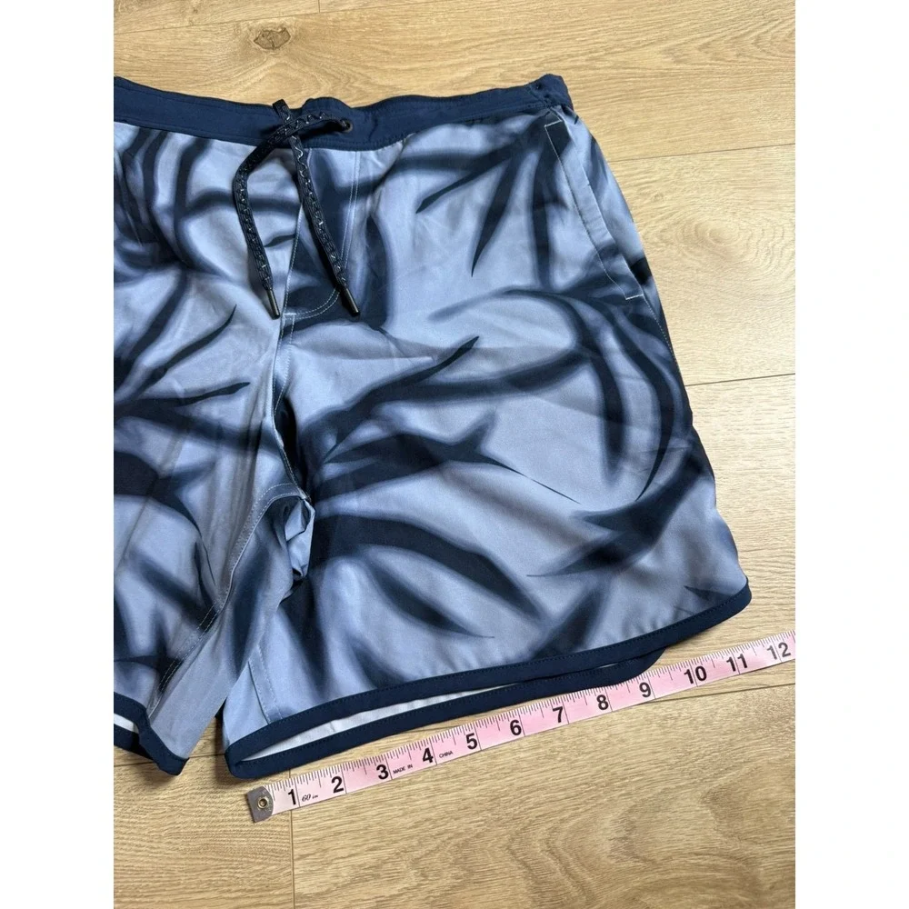 EUC Under Armour Men's‎ palm leaf print swim trunks shorts E-Board blue size M